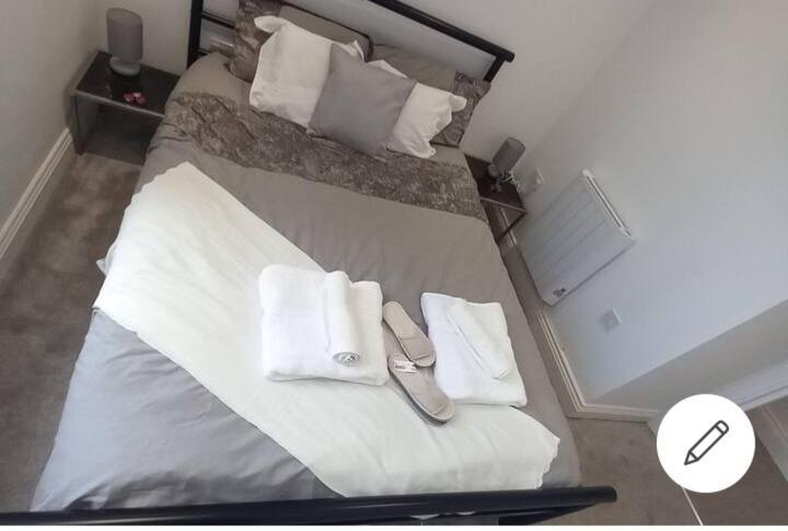 Lovely 2-Bedrooms With Free Parking Canvey Island 외부 사진